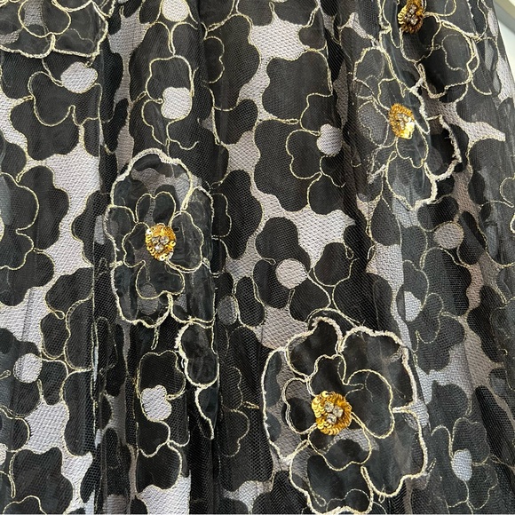 Badgley Mischka Black and Gold Flower Embroidered Long Dress size 6 - Picture 12 of 12